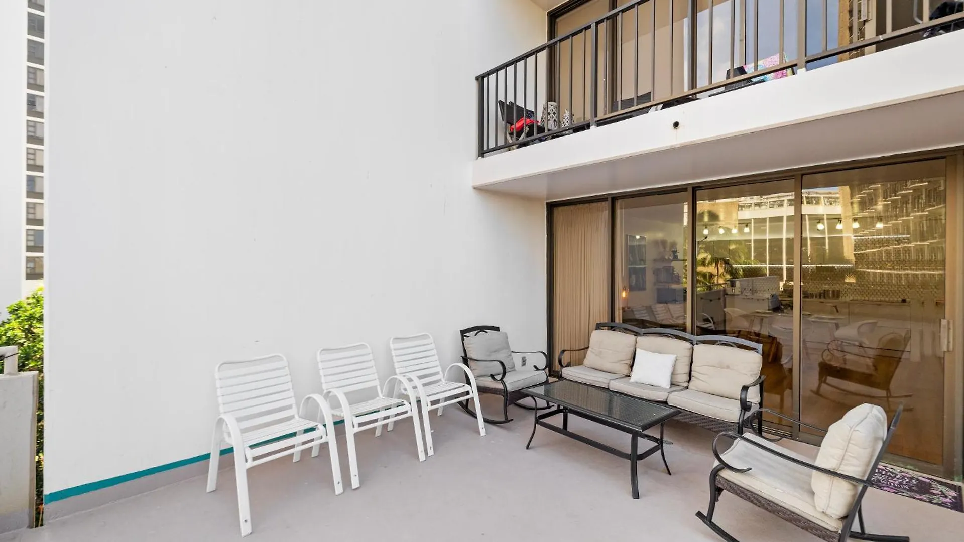 Huge Patio Washerdryer 1 Bedroom Banyan Free Parking 5 Min To Beach Honolulu United States