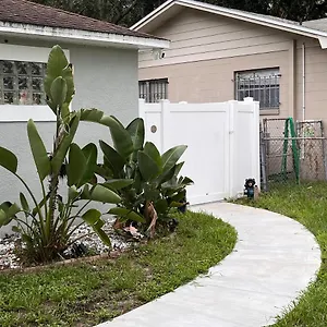 Casa Familia Martino 5 , Tampa United States